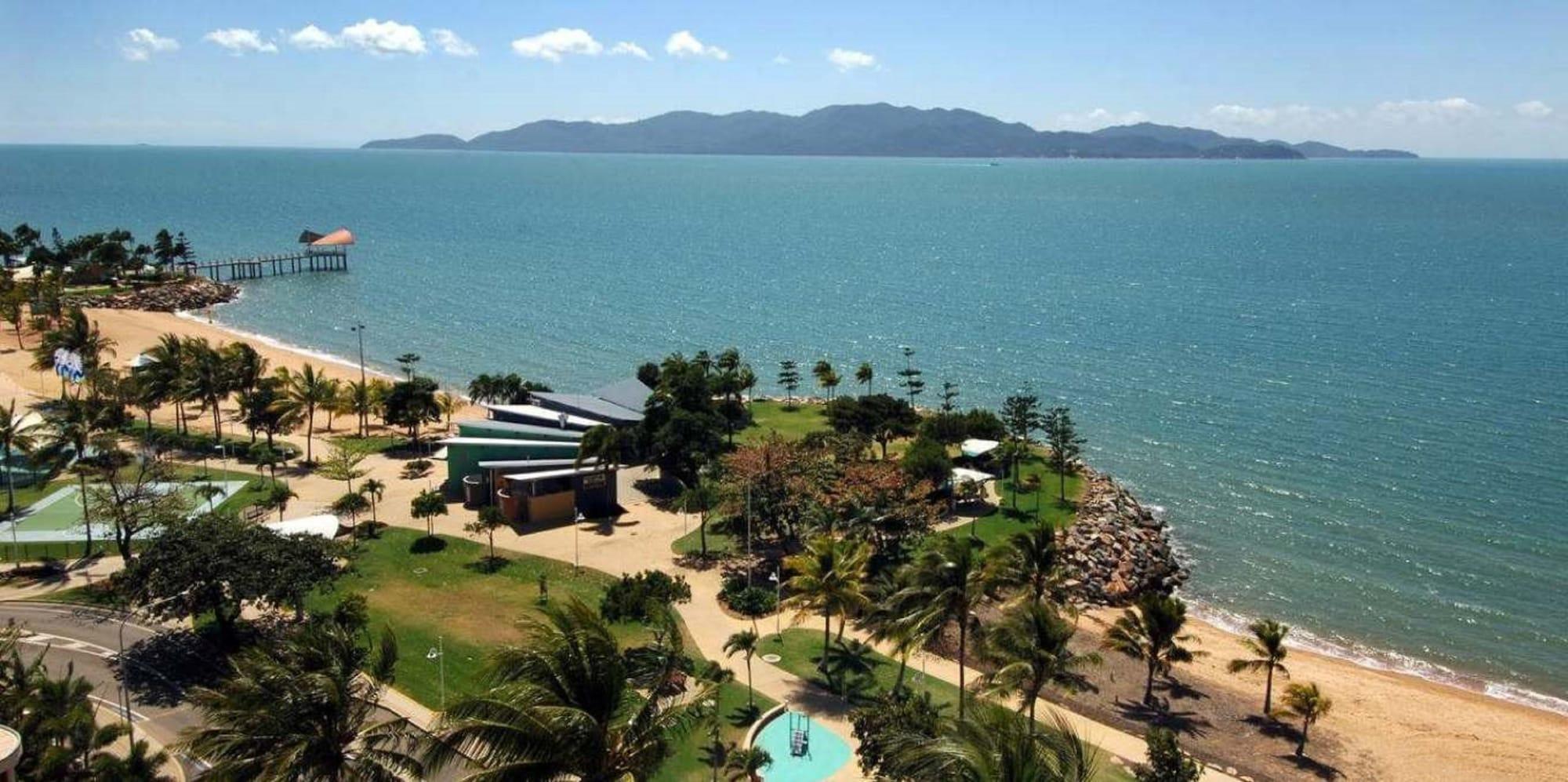 Aquarius On The Beach Townsville Zewnętrze zdjęcie