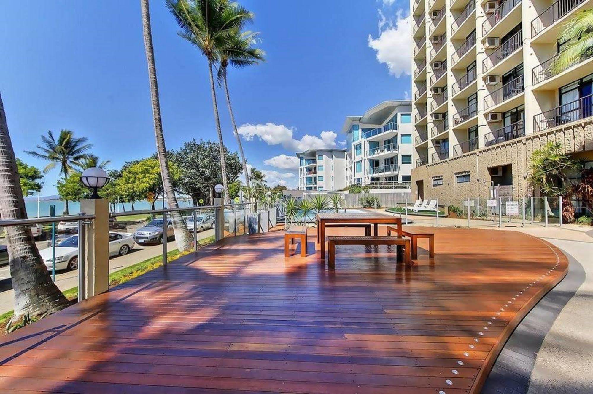 Aquarius On The Beach Townsville Zewnętrze zdjęcie