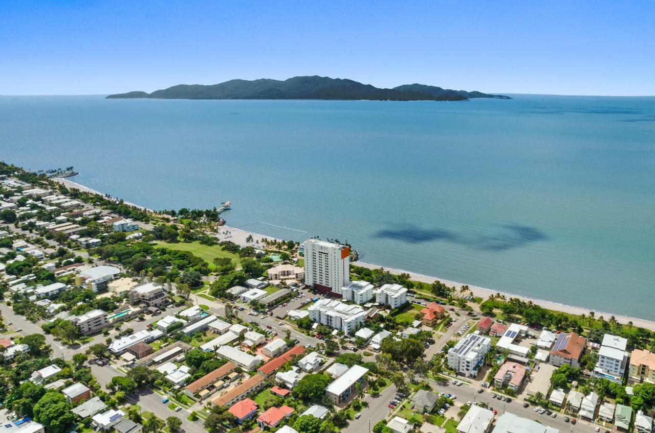 Aquarius On The Beach Townsville Zewnętrze zdjęcie